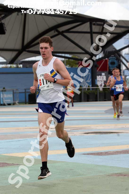 Senior mens 6 stage relay, Northern Senior 6 and 4 and Junior Stage Road Relays, SportsCity, Manchester. Photo:  David T. Hewitson/Sports for All Pics